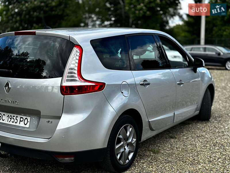 Renault Grand Scenic 2011