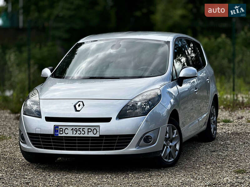 Renault Grand Scenic 2011