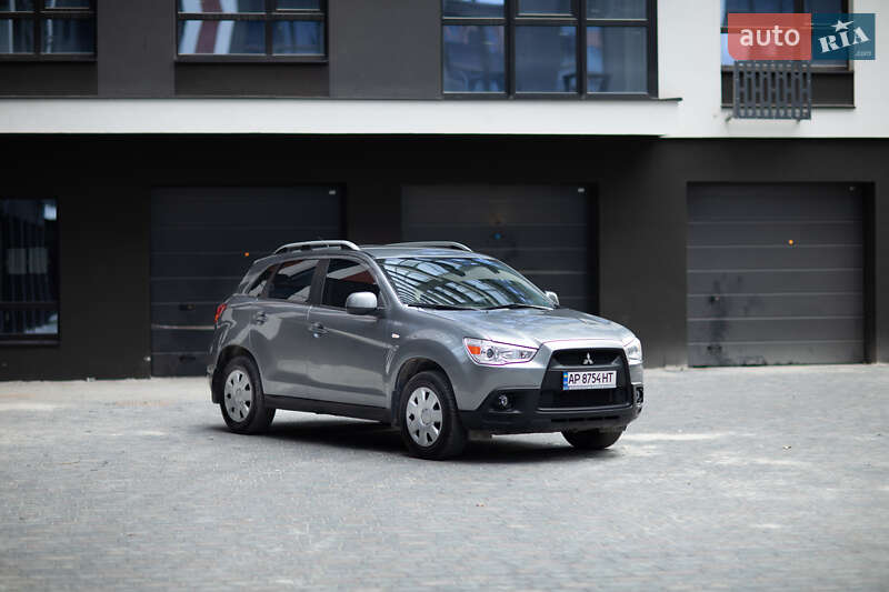 Mitsubishi ASX 2011