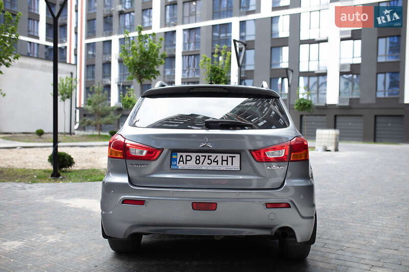 Mitsubishi ASX 2011