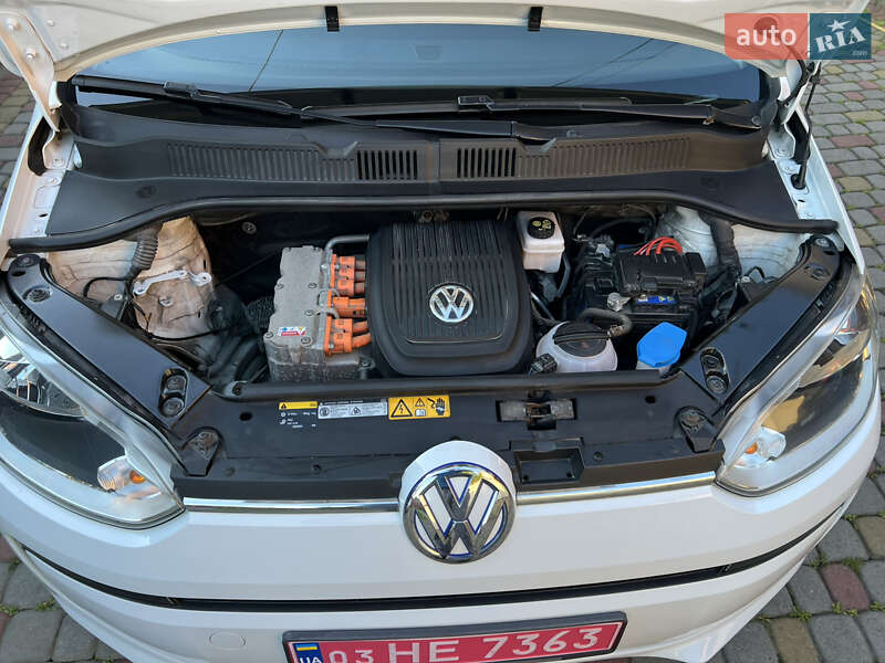 Volkswagen e-Up 2014