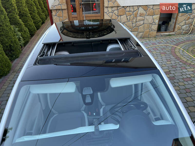 Volkswagen e-Up 2014