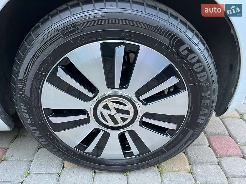 Volkswagen e-Up 2014