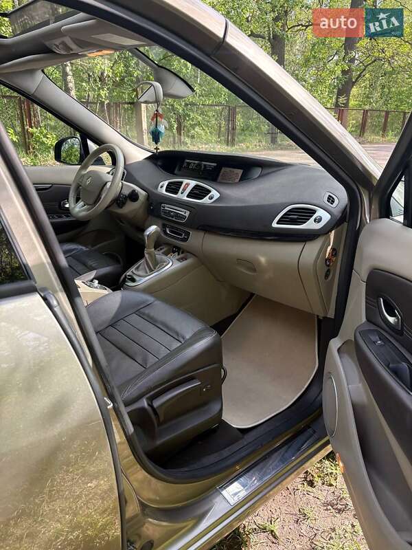 Renault Scenic 2009