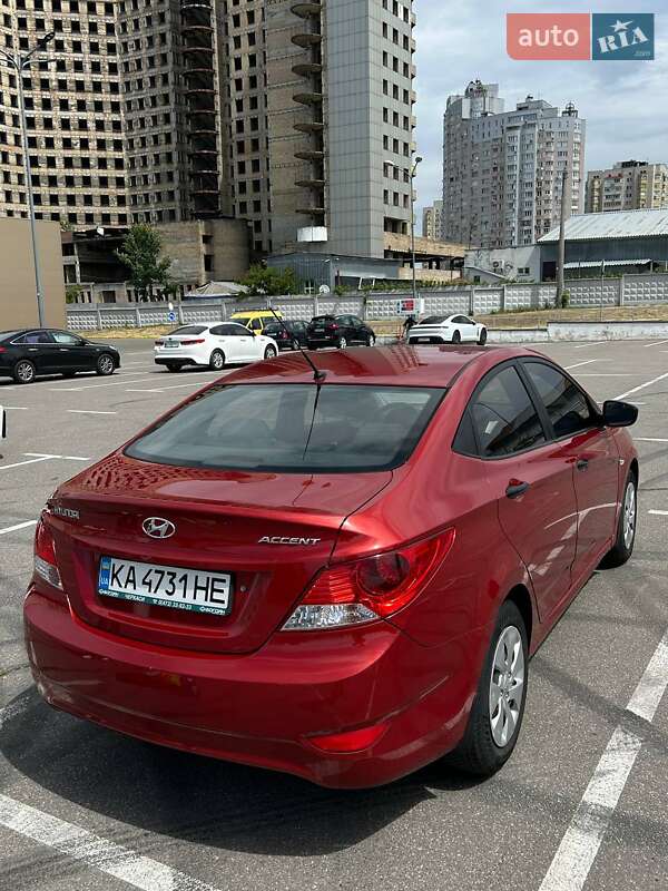 Hyundai Accent 2014