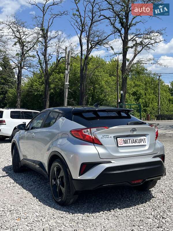 Toyota C-HR 2017