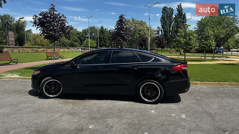 Ford Fusion 2018