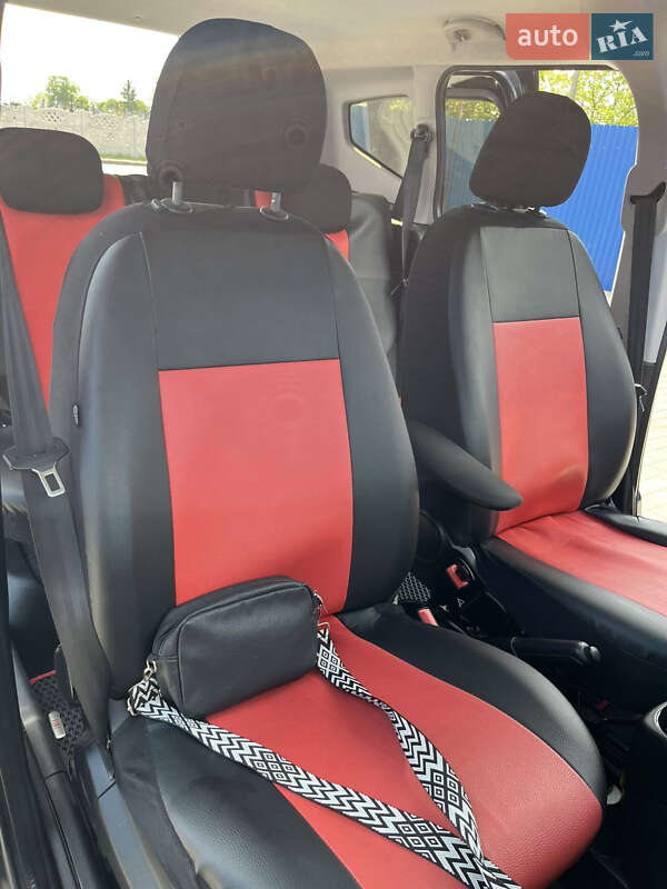 Fiat Qubo 2011