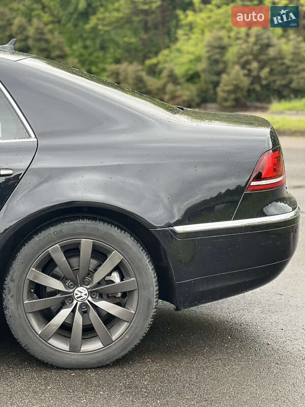 Volkswagen Phaeton 2013