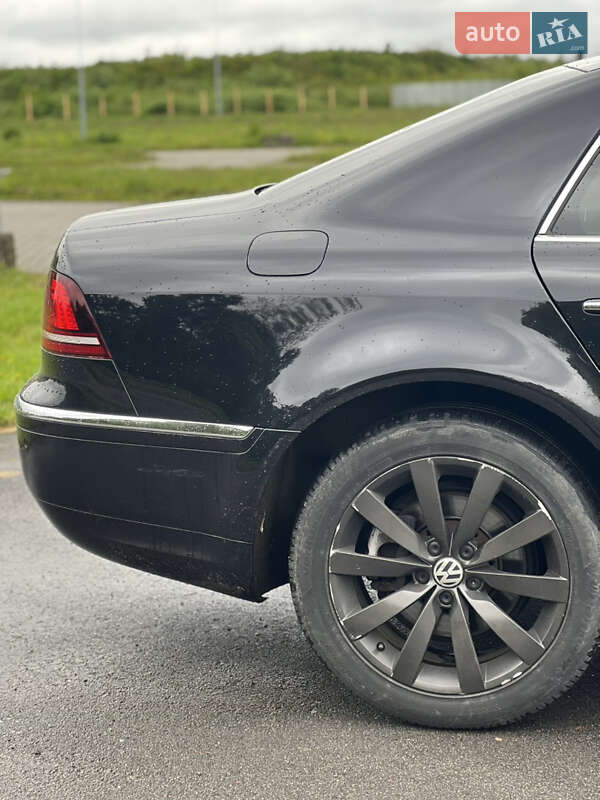 Volkswagen Phaeton 2013