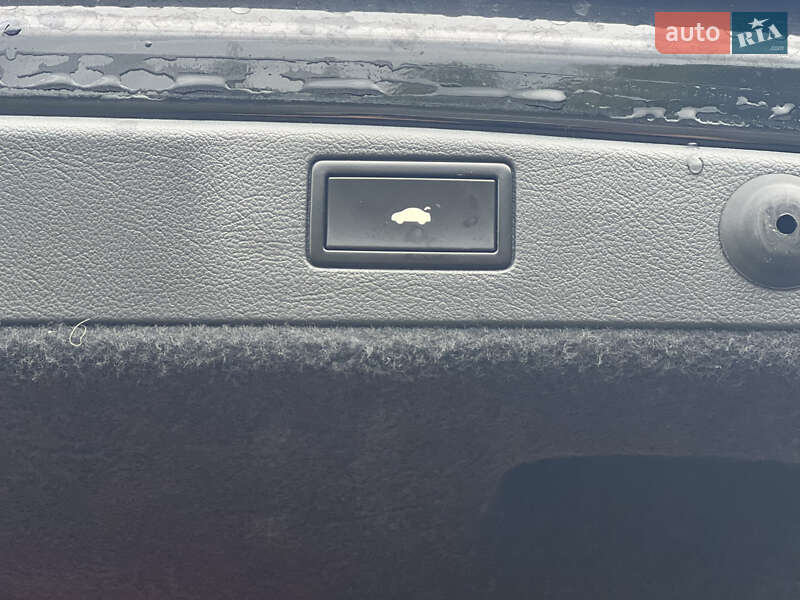 Volkswagen Phaeton 2013