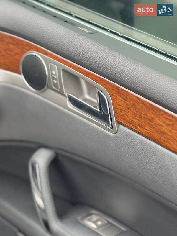 Volkswagen Phaeton 2013