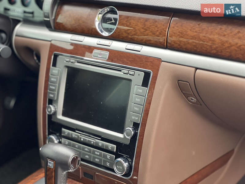 Volkswagen Phaeton 2013