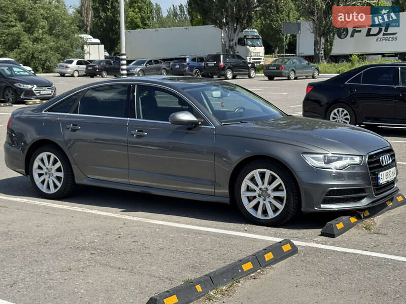 Audi-40