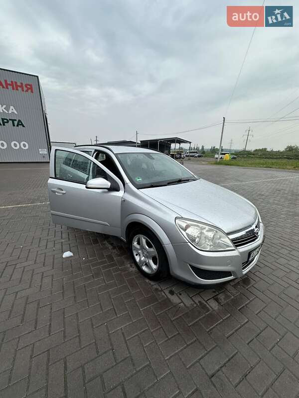 Opel Astra 2007