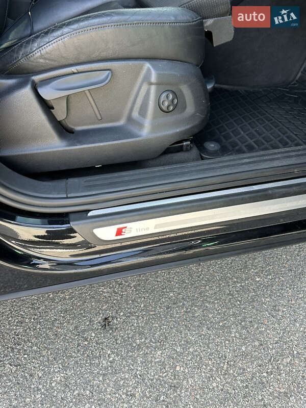 Audi-22