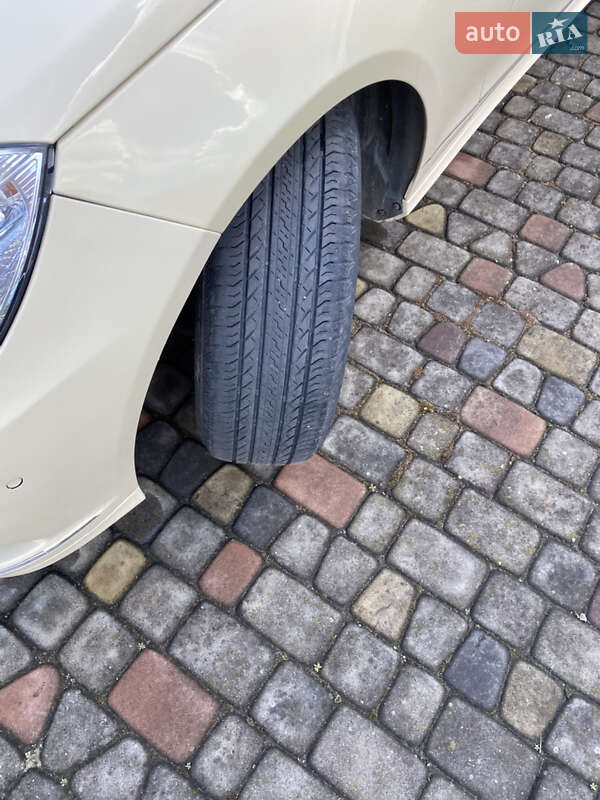 Mercedes-Benz E-Class 2009