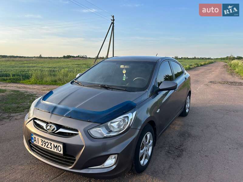 Hyundai-27