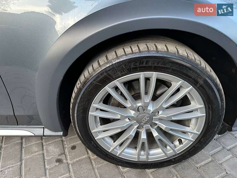 Audi A4 Allroad 2012