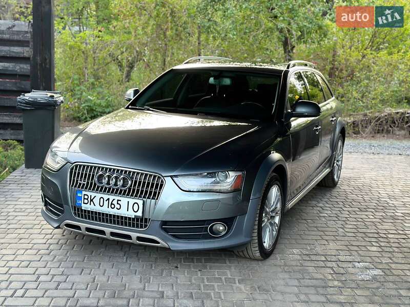 Audi A4 Allroad 2012