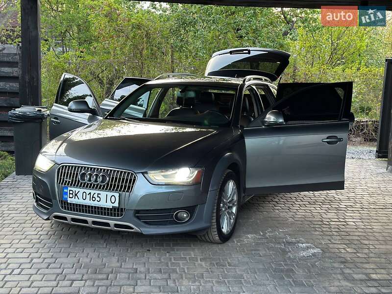 Audi A4 Allroad 2012