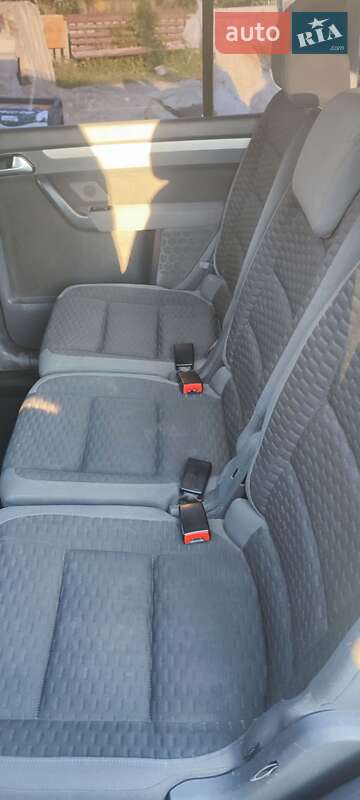 Volkswagen Touran 2009