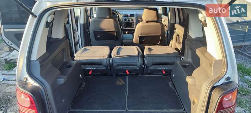 Volkswagen Touran 2009