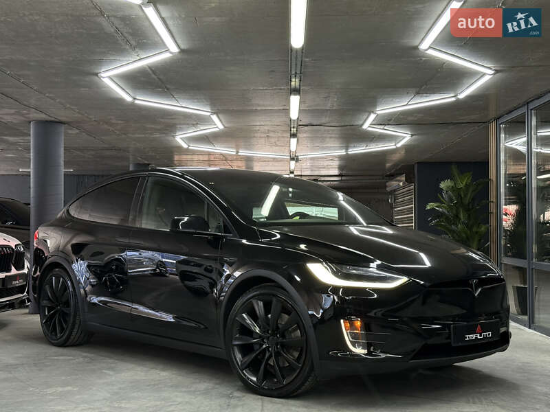 Tesla Model X 2017