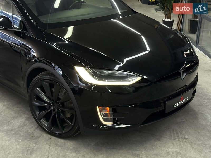 Tesla Model X 2017