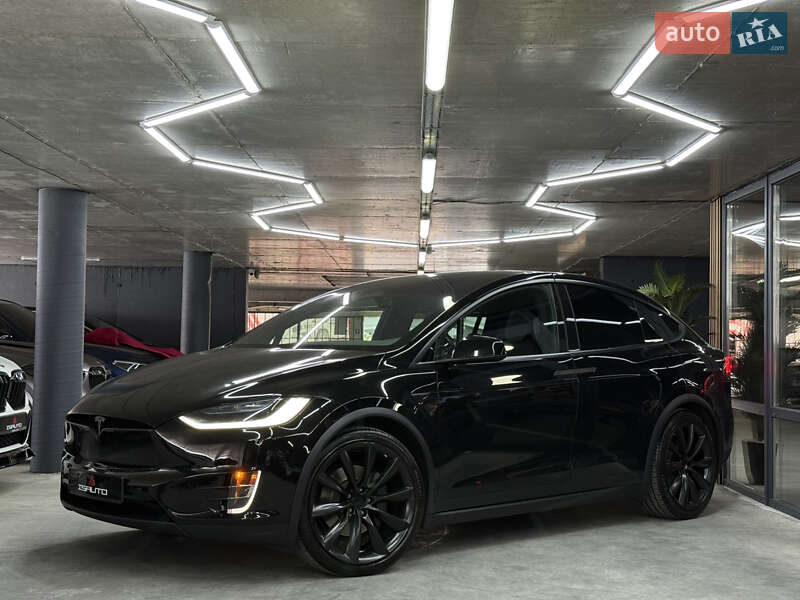 Tesla Model X 2017