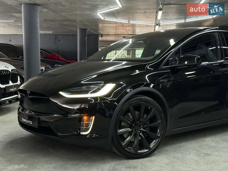 Tesla Model X 2017