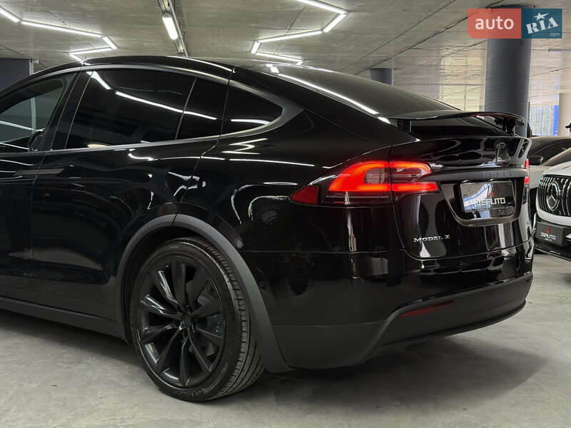 Tesla Model X 2017
