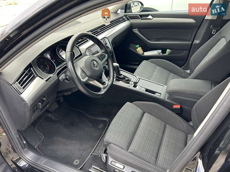 Volkswagen Passat 2020