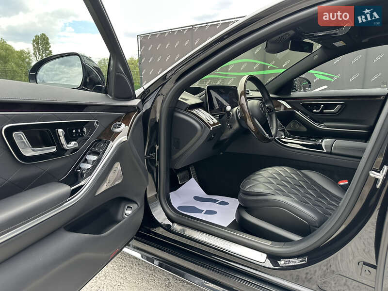 Mercedes-Benz S-Class 2023