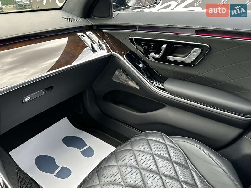 Mercedes-Benz S-Class 2023