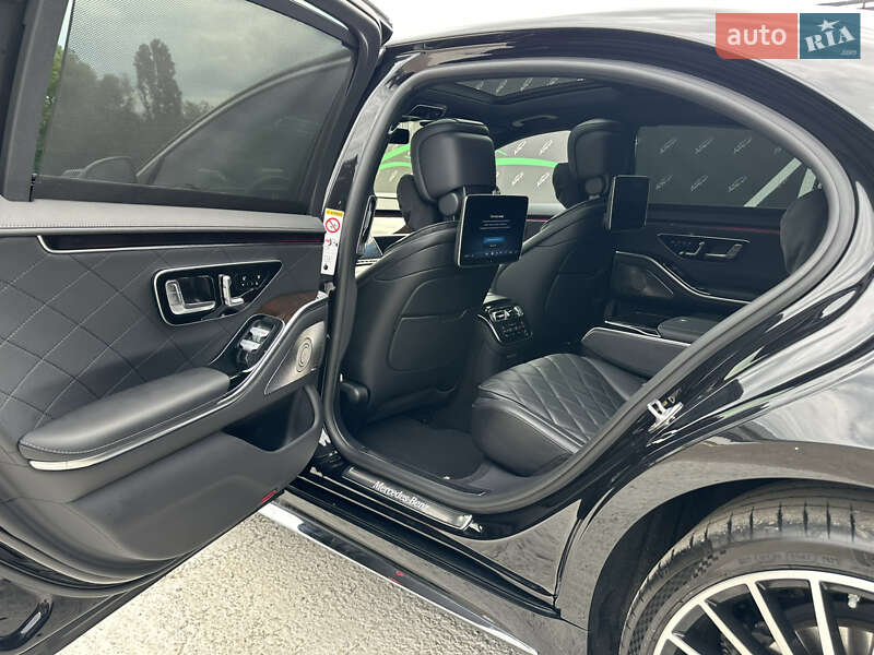 Mercedes-Benz S-Class 2023