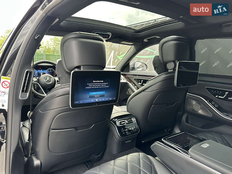 Mercedes-Benz S-Class 2023