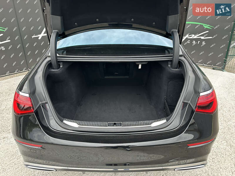 Mercedes-Benz S-Class 2023