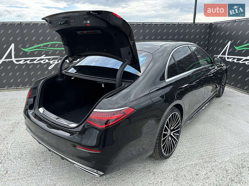 Mercedes-Benz S-Class 2023