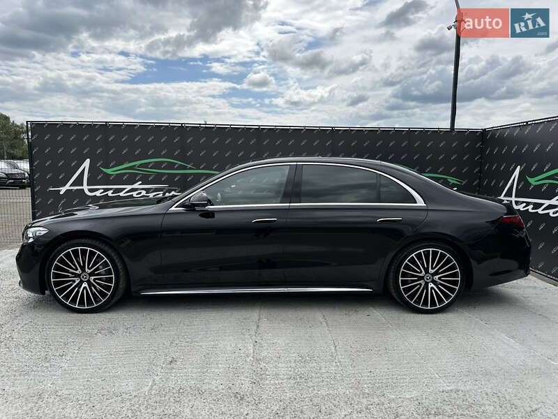 Mercedes-Benz S-Class 2023
