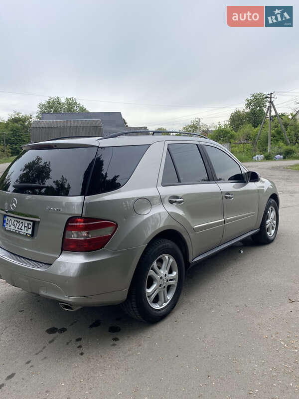 Mercedes-Benz M-Class 2008