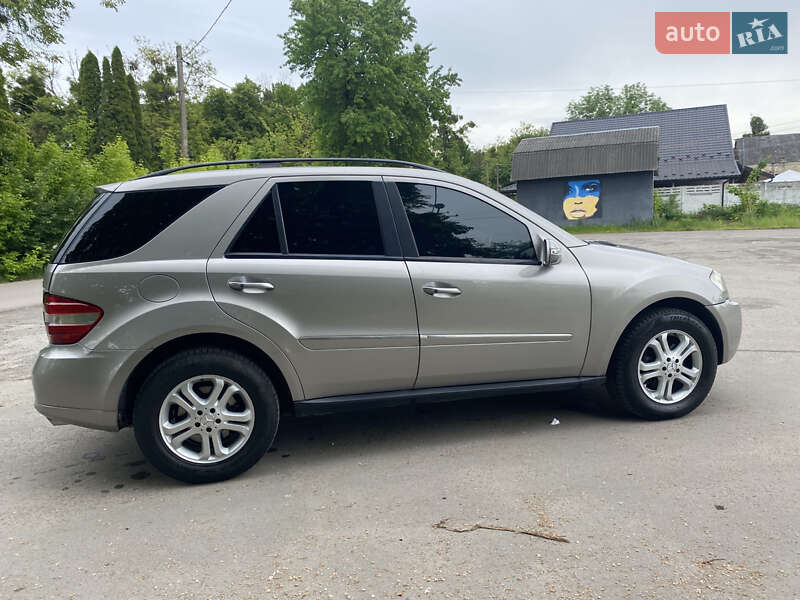 Mercedes-Benz M-Class 2008