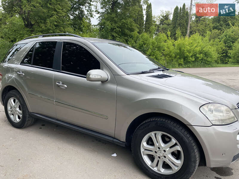 Mercedes-Benz M-Class 2008