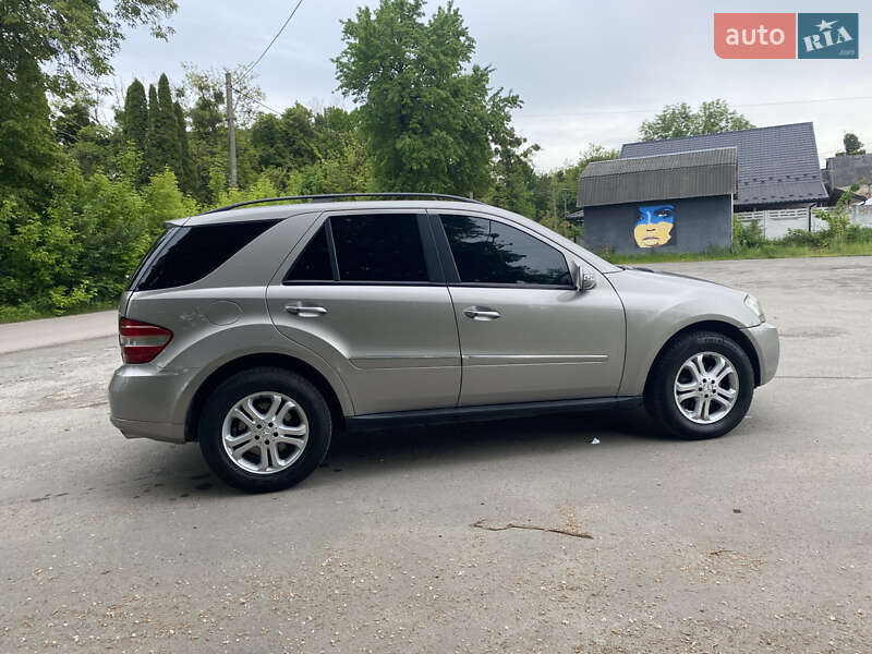 Mercedes-Benz M-Class 2008