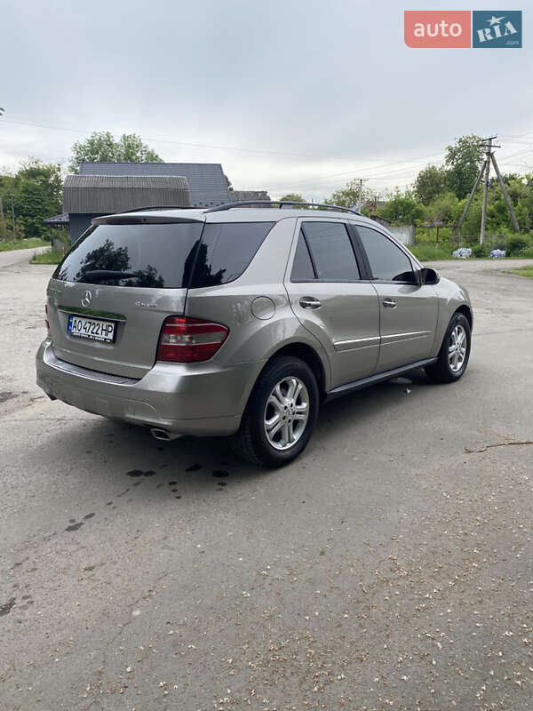 Mercedes-Benz M-Class 2008