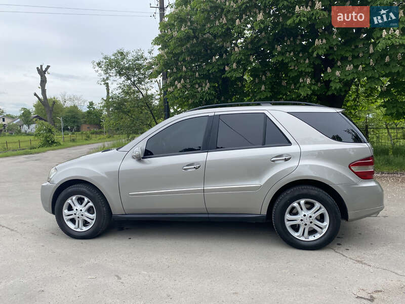 Mercedes-Benz M-Class 2008