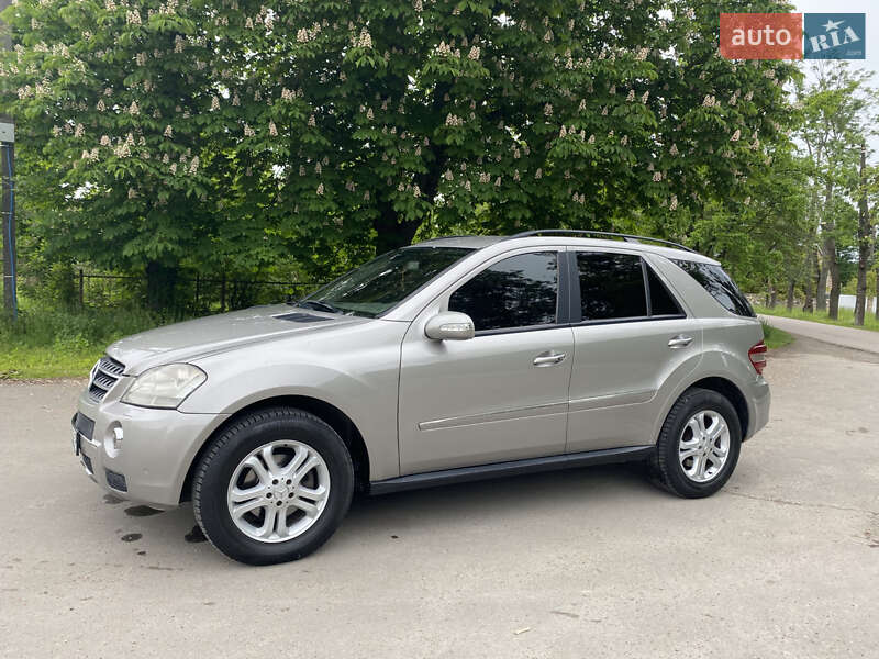 Mercedes-Benz M-Class 2008