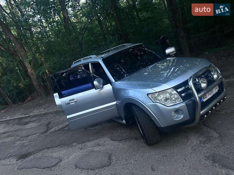 Mitsubishi Pajero Wagon 2007