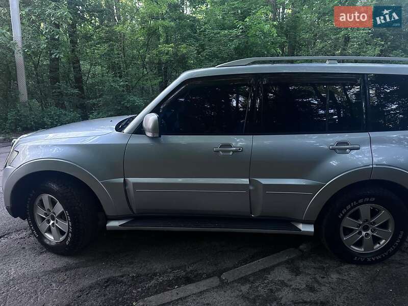 Mitsubishi Pajero Wagon 2007