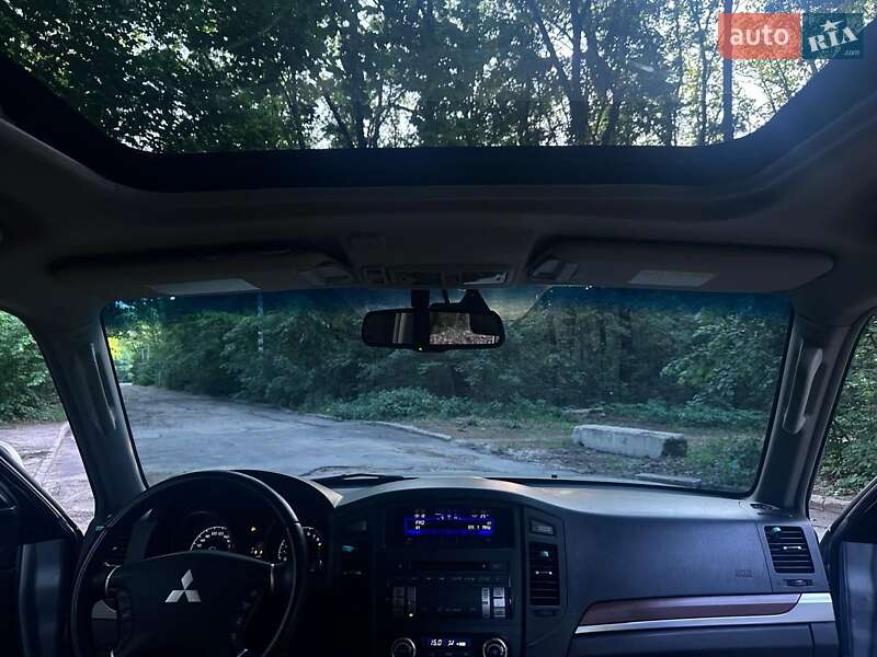 Mitsubishi Pajero Wagon 2007